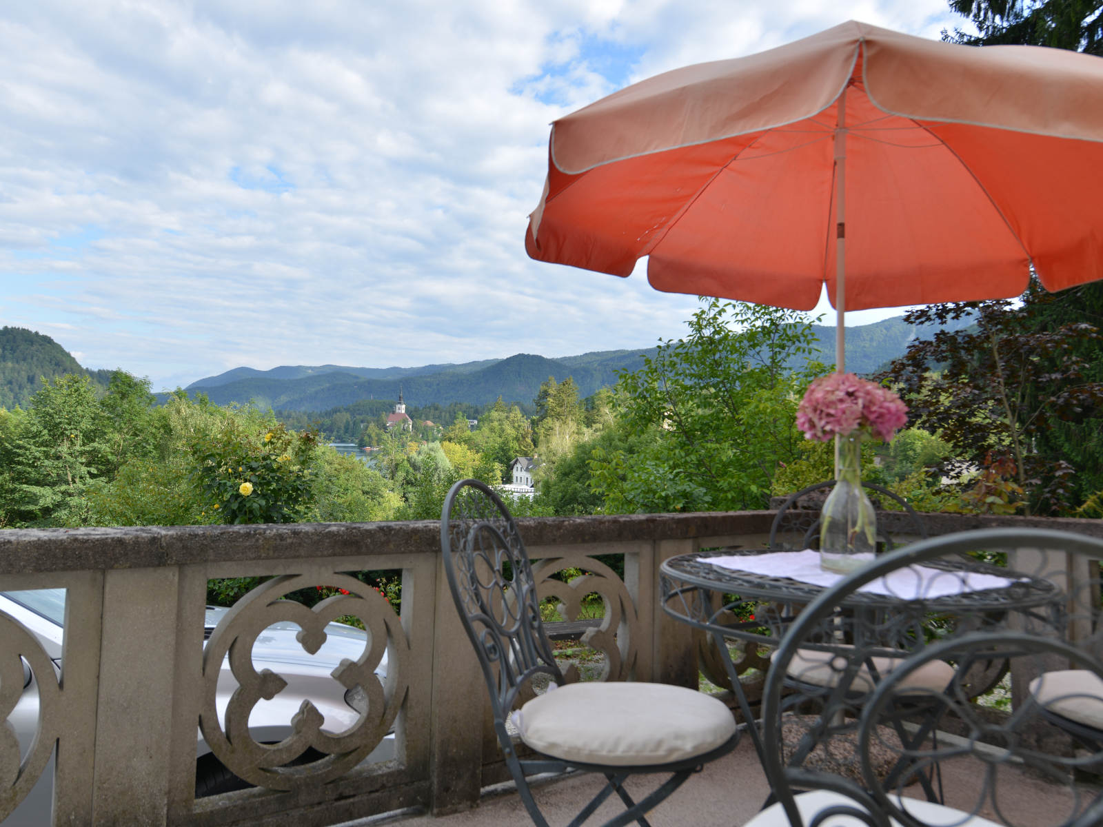 Open Summer Week at Vila Elasan